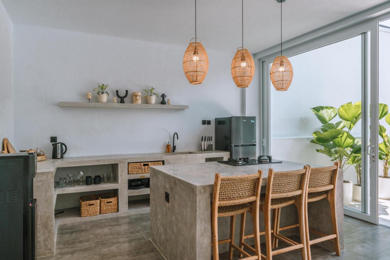 Villa Seseh Breeze - Cozy & Romantic 1Br Villa Next To Seseh Beach ชังกู ภายนอก รูปภาพ